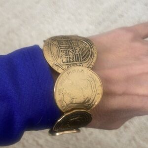 Chico’s Stretch Coin Bracelet